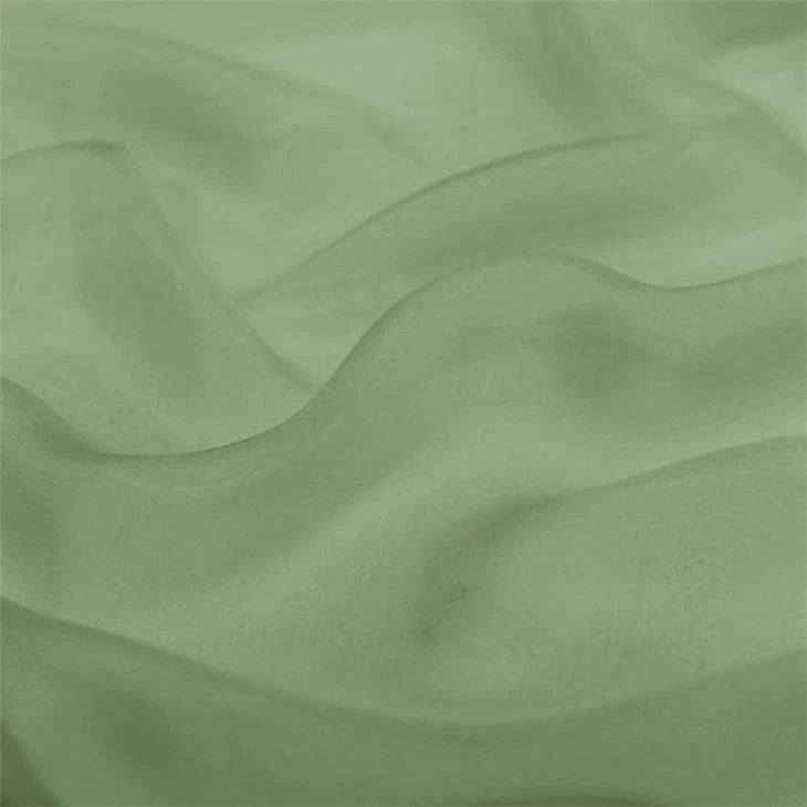 Прозрачна копринена материя